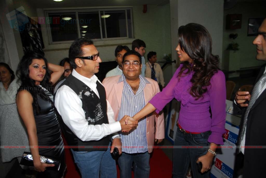 Mugdha Godse At The Dr Batra's  Health Awards Event hd photo