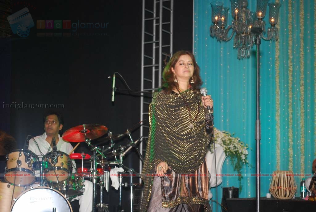 Priyanka Chopra at Rekha Bhardwaj's concert Event hd photo