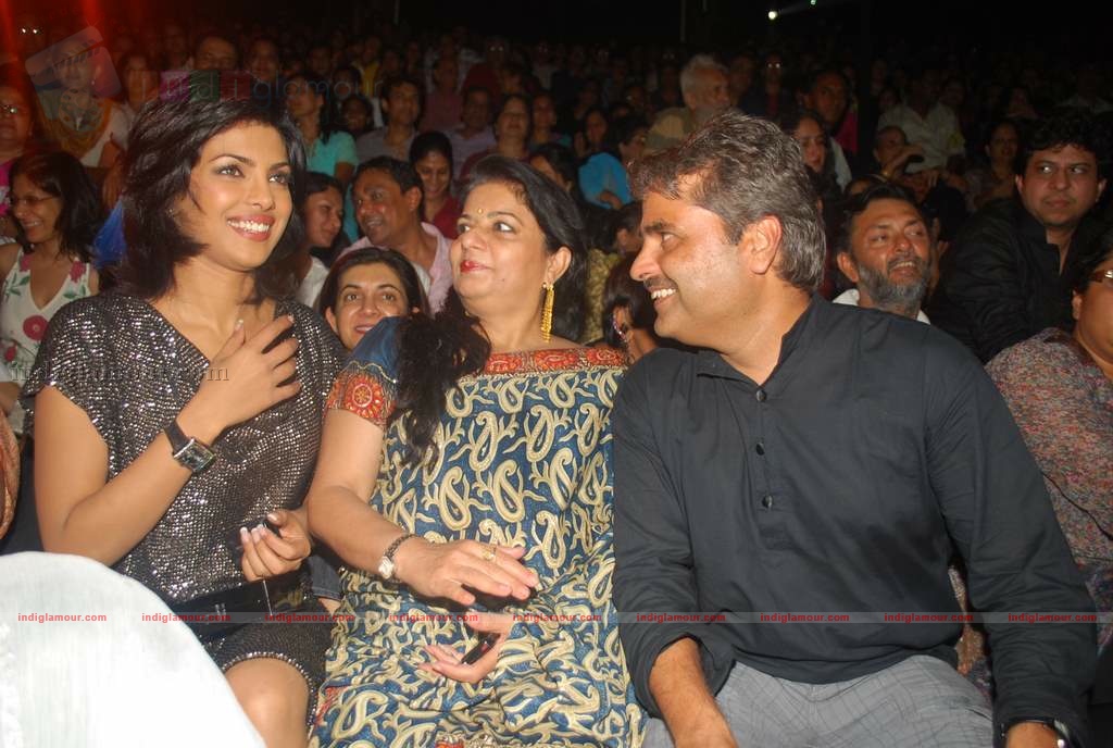 Priyanka Chopra at Rekha Bhardwaj's concert Event hd photo
