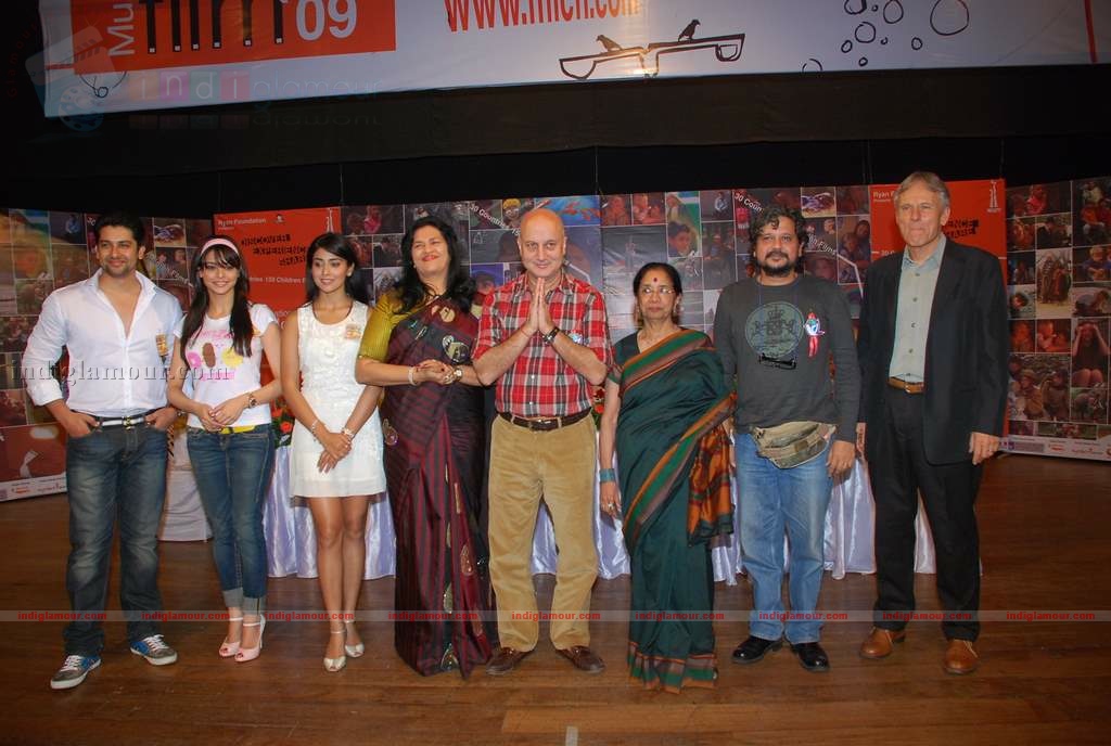 Shriya Saran at Children's Mumbai Film Festival closing night by Ryann International Event hd photo