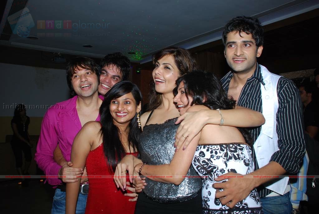 Glamorous models at Yuvraaj Parashar's birthday bash Event hd photo