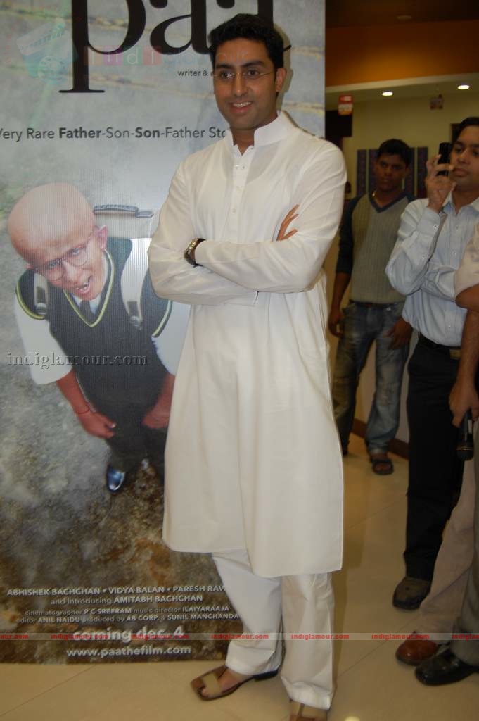Abhishek Bachchan promotes film 'Paa' Event hd photo