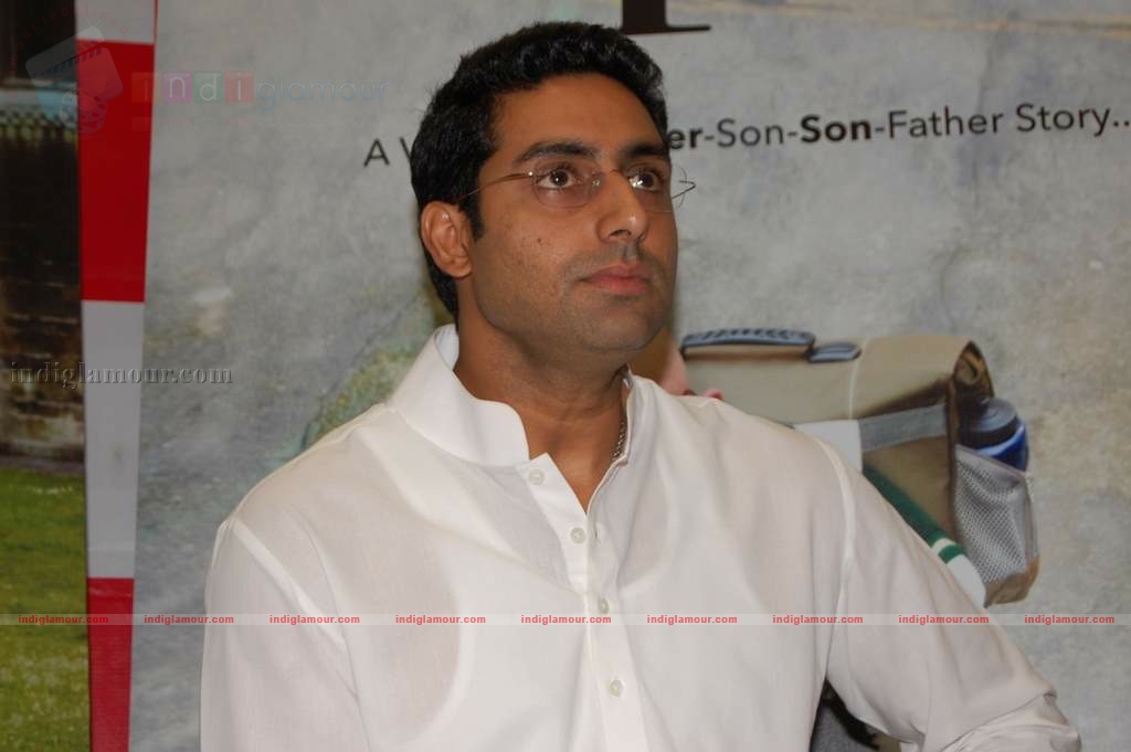 Abhishek Bachchan promotes film 'Paa' Event hd photo