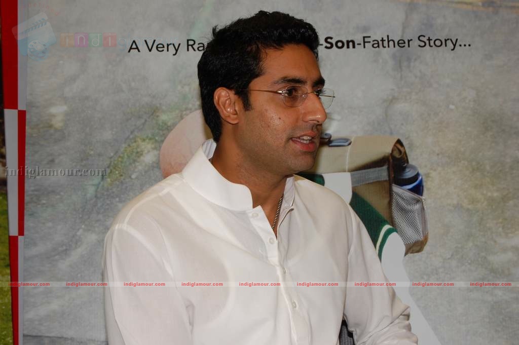 Abhishek Bachchan promotes film 'Paa' Event hd photo