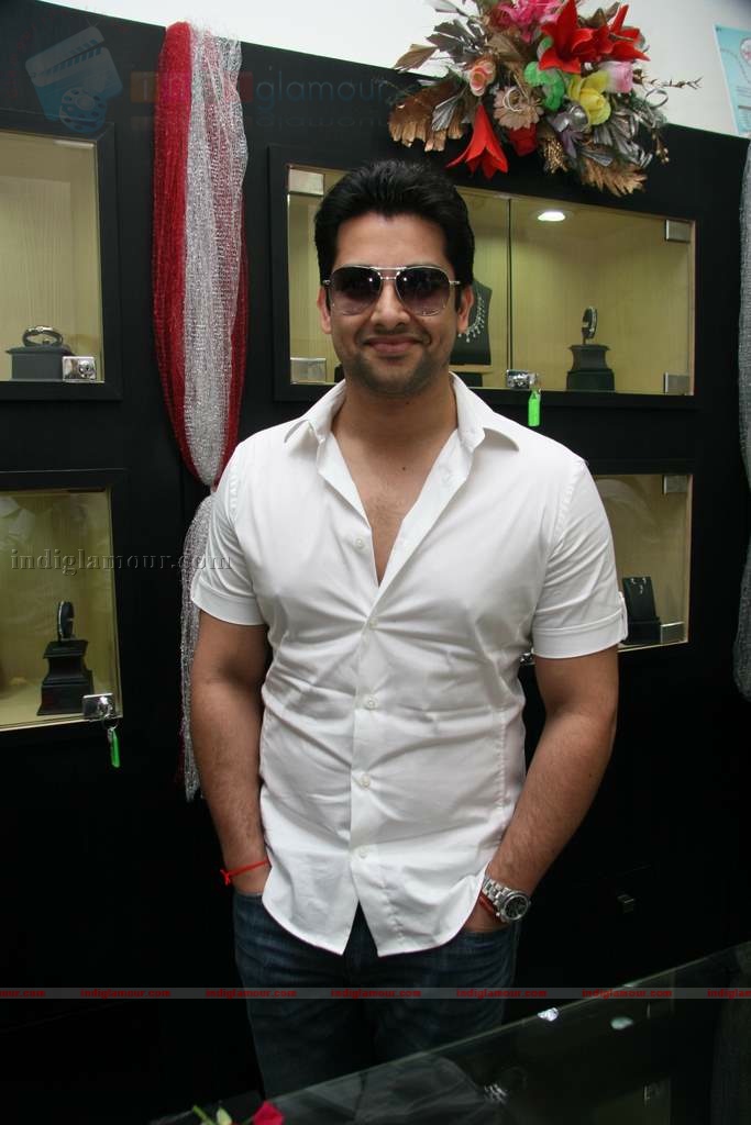 Aftab promotes Nakshatra  Event hd photo
