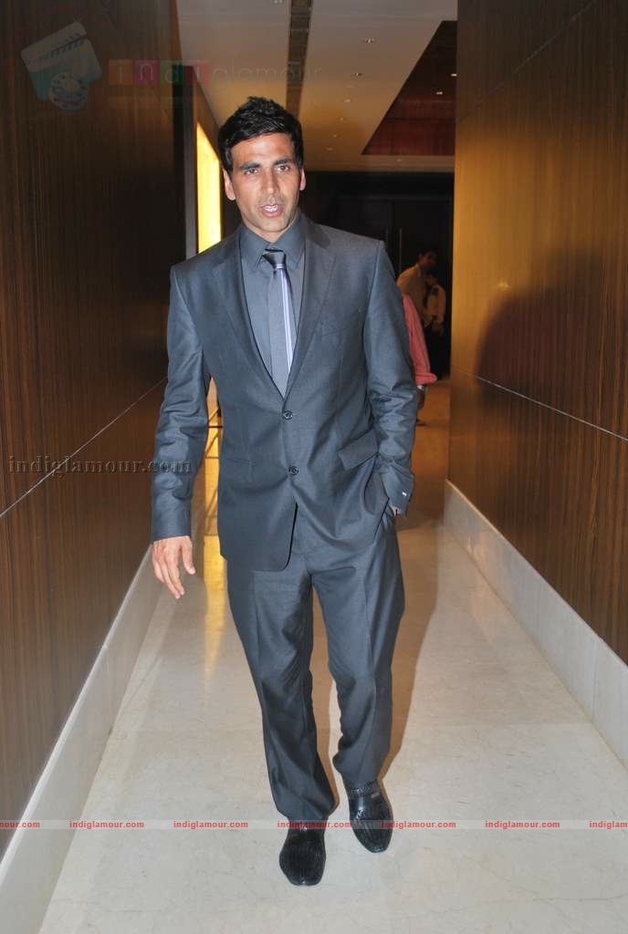Akshay and Katrina promote De Dhana Dhan Event hd photo