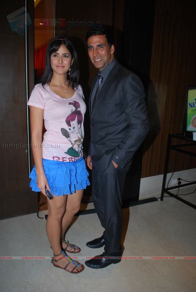 Akshay and Katrina promote De Dhana Dhan Event hd photo