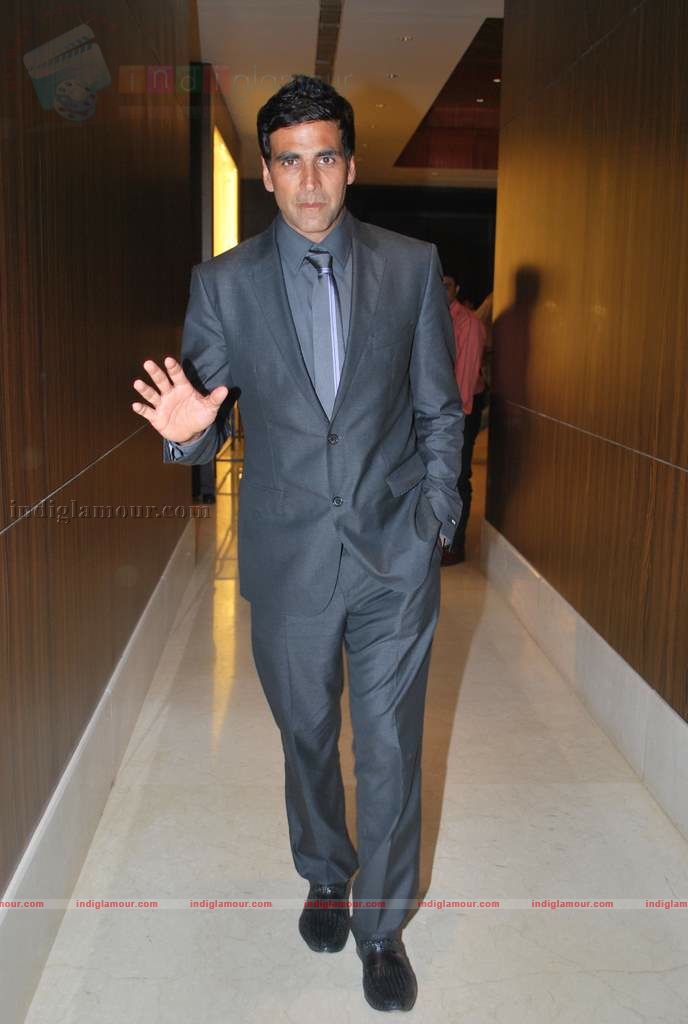 Akshay and Katrina promote De Dhana Dhan Event hd photo