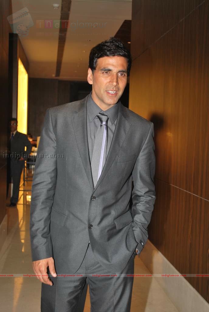 Akshay and Katrina promote De Dhana Dhan Event hd photo