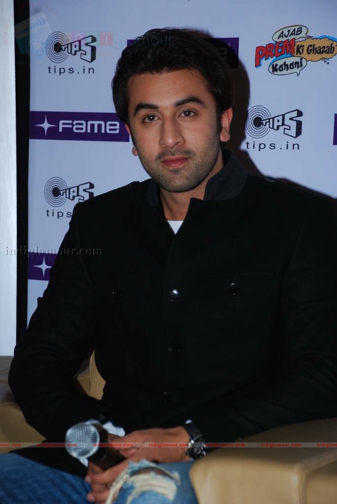 Ranbir Katrina at Fame Malad Event hd photo