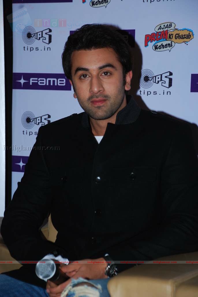 Ranbir Katrina at Fame Malad Event hd photo