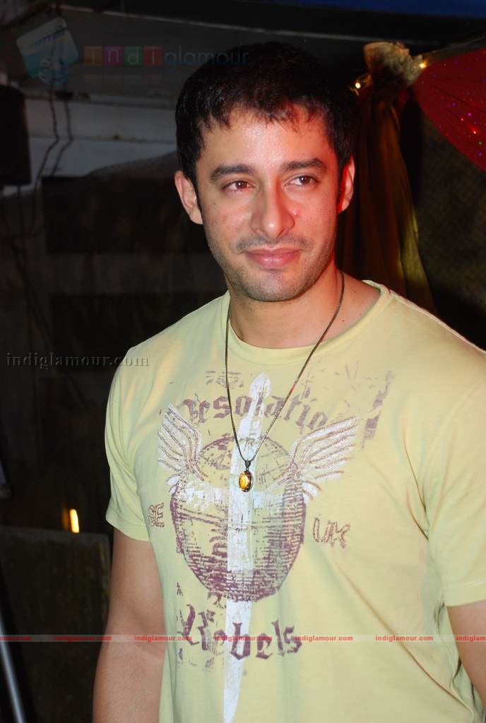 Zulfi and other models at Morell Sixto anniversary bash Event hd photo