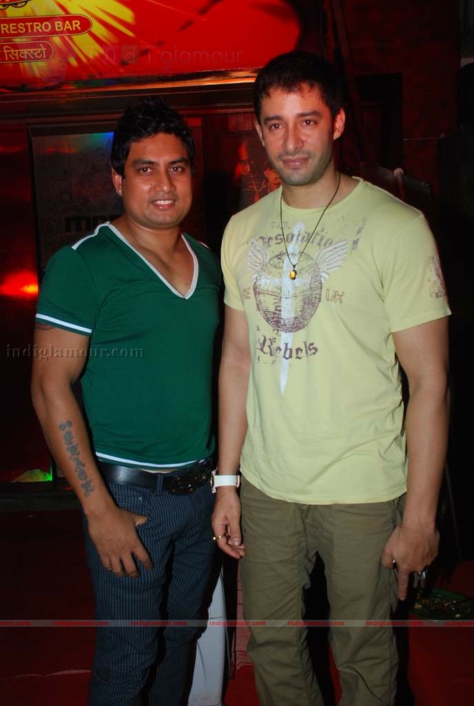 Zulfi and other models at Morell Sixto anniversary bash Event hd photo