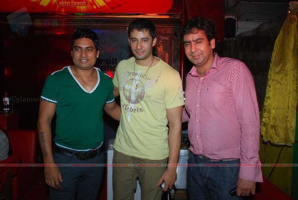 Zulfi and other models at Morell Sixto anniversary bash Event hd photo