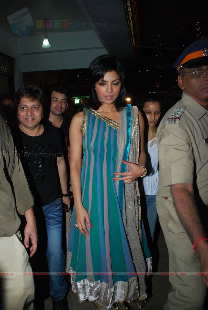 Priyanka Chopra at Harmony Week organised by Mohalla Commitee and Mumbai Police Event hd photo