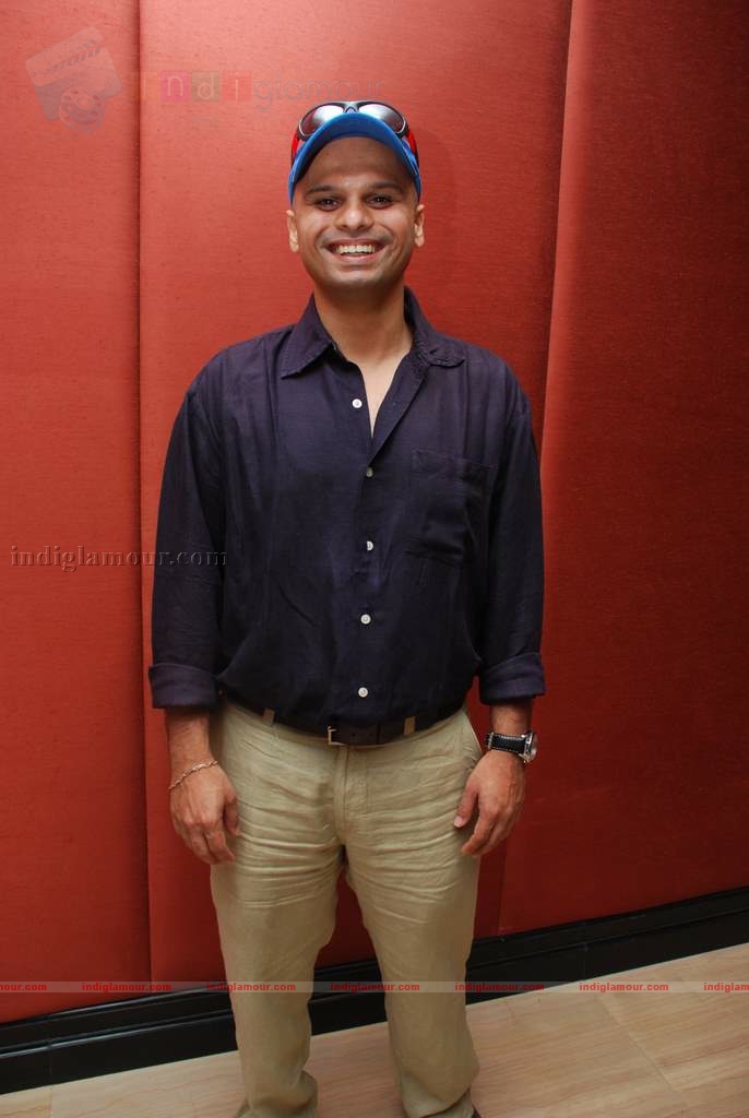 Sachin Tendulkar celebrates splendid 20 years of criket Event hd photo