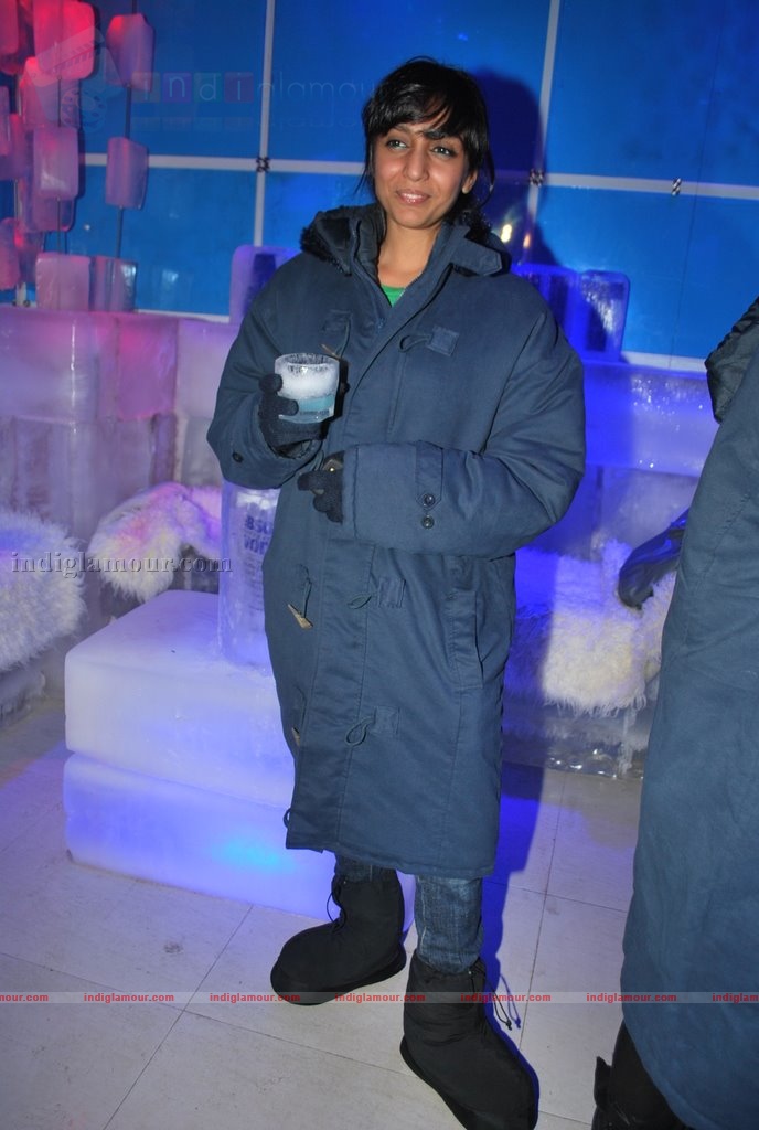 Shweta Salve at the launch of ICE BAR Fahrenhiet 21 Event hd photo