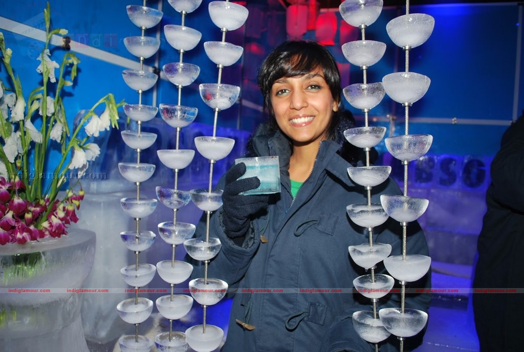 Shweta Salve at the launch of ICE BAR Fahrenhiet 21 Event hd photo