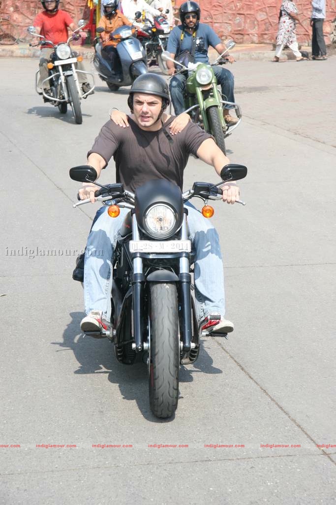 Sohail Khan with his son at Harley Davidson rally Event hd photo