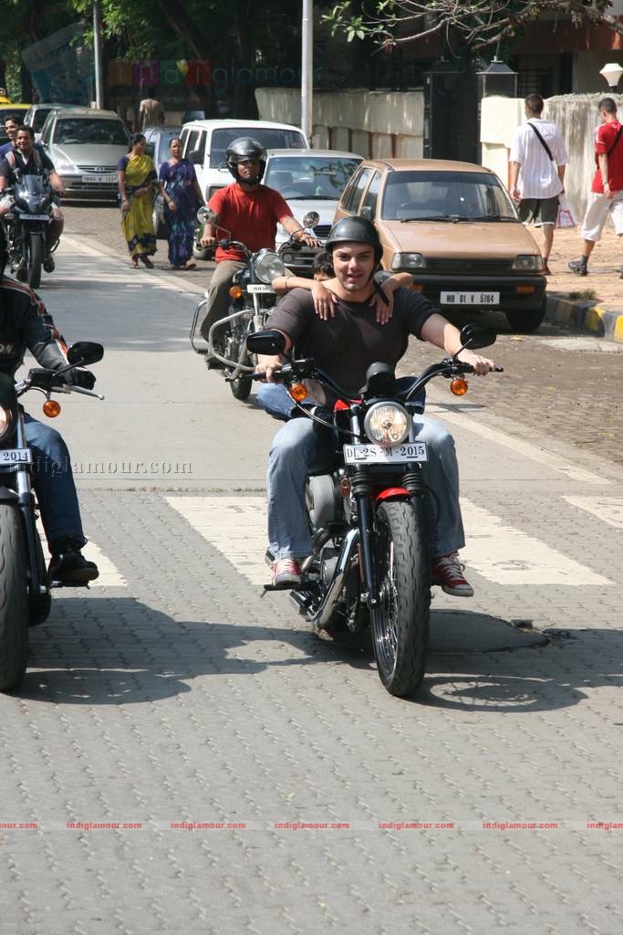 Sohail Khan with his son at Harley Davidson rally Event hd photo