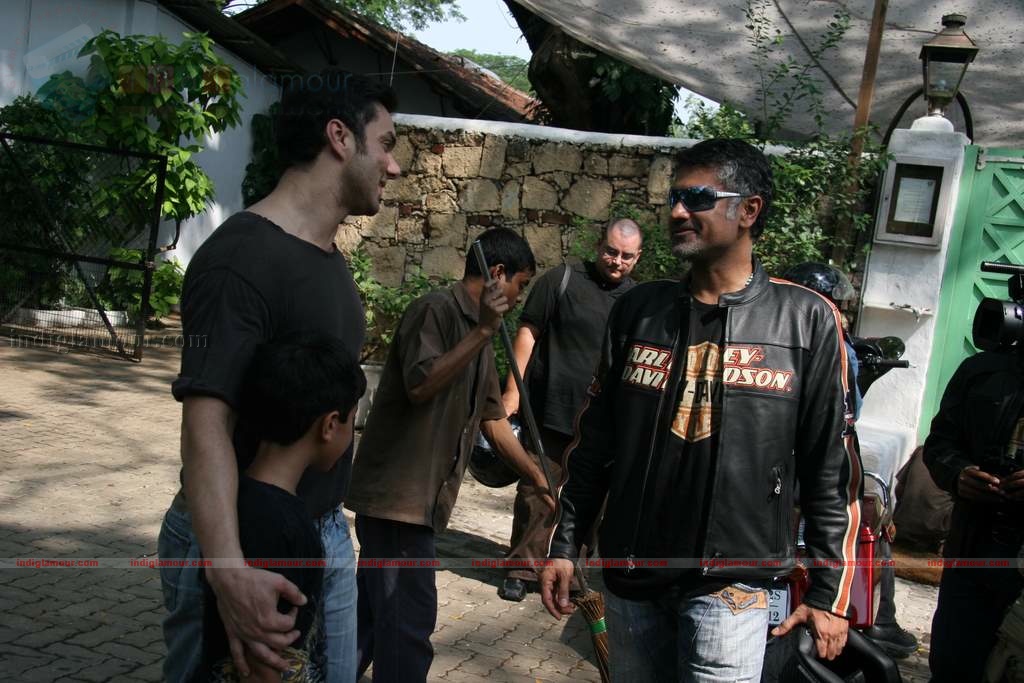 Sohail Khan with his son at Harley Davidson rally Event hd photo