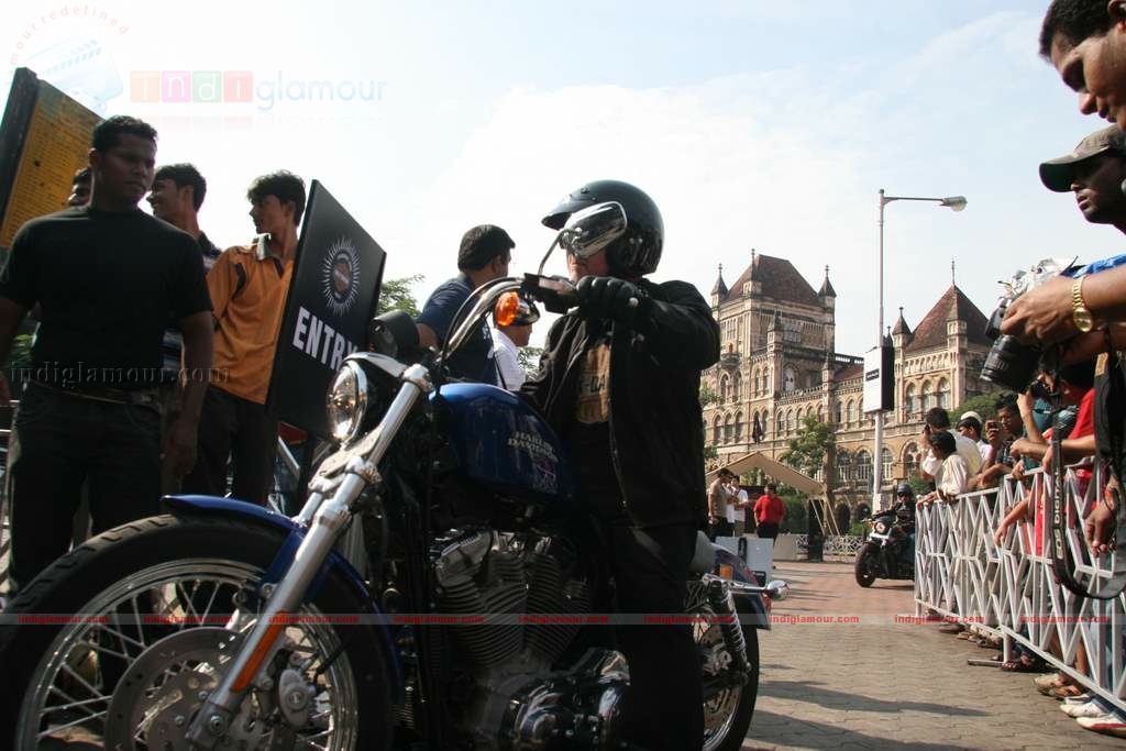Sohail Khan with his son at Harley Davidson rally Event hd photo