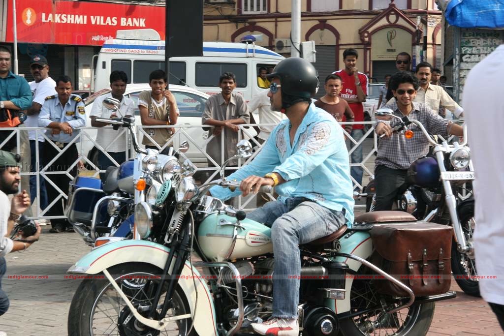 Sohail Khan with his son at Harley Davidson rally Event hd photo