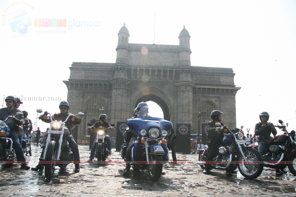 Sohail Khan with his son at Harley Davidson rally Event hd photo