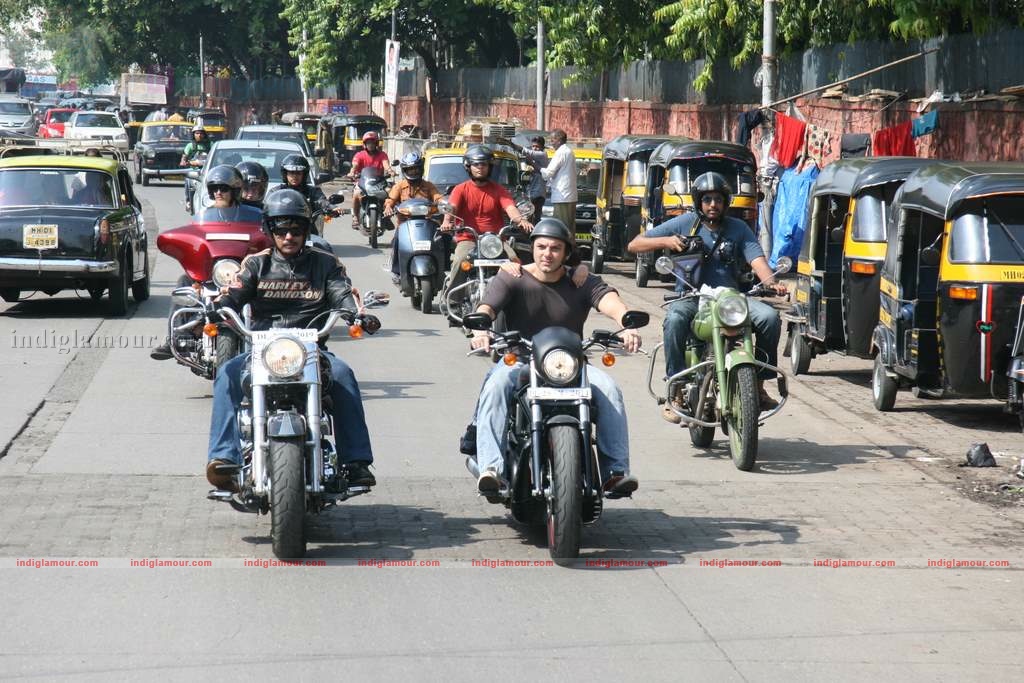 Sohail Khan with his son at Harley Davidson rally Event hd photo