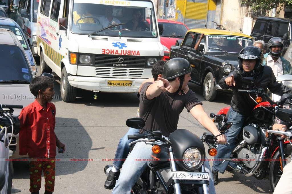 Sohail Khan with his son at Harley Davidson rally Event hd photo