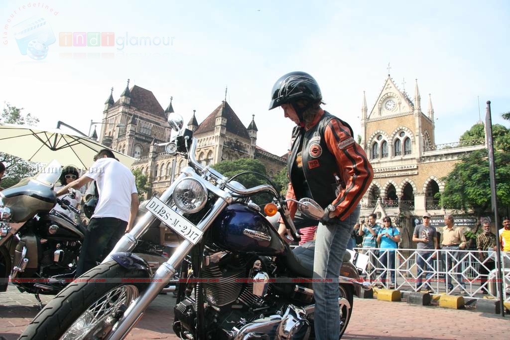 Sohail Khan with his son at Harley Davidson rally Event hd photo