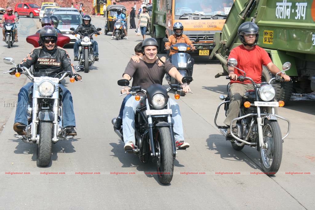 Sohail Khan with his son at Harley Davidson rally Event hd photo