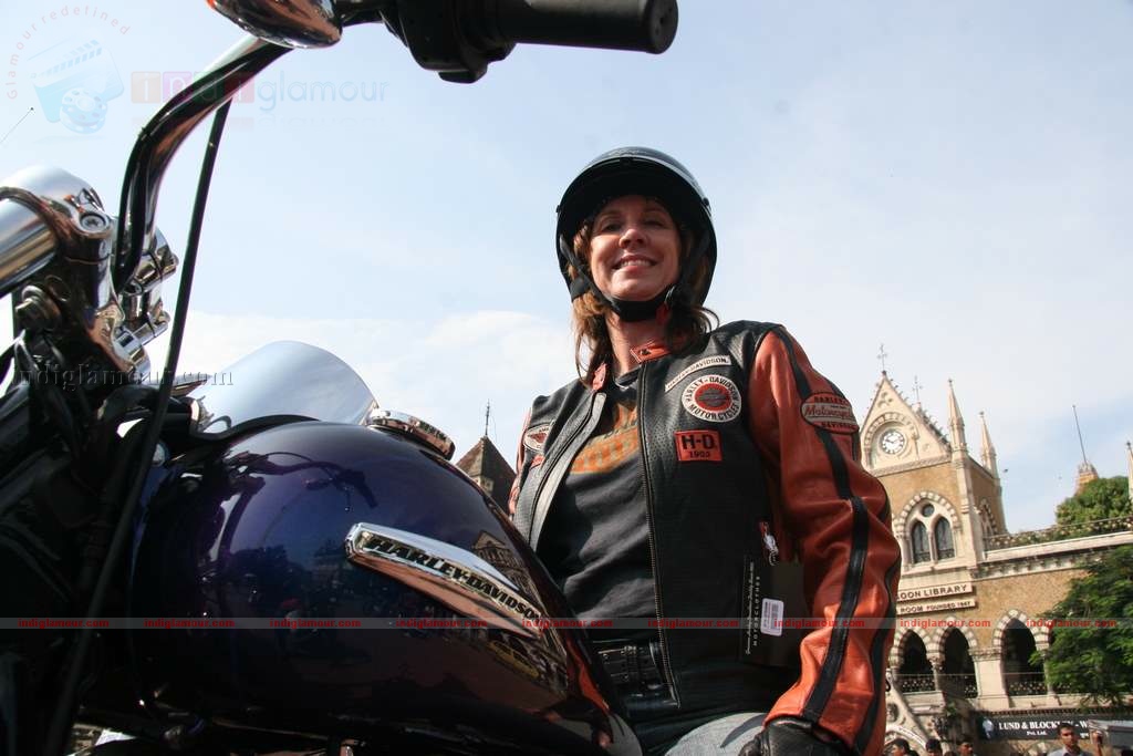 Sohail Khan with his son at Harley Davidson rally Event hd photo