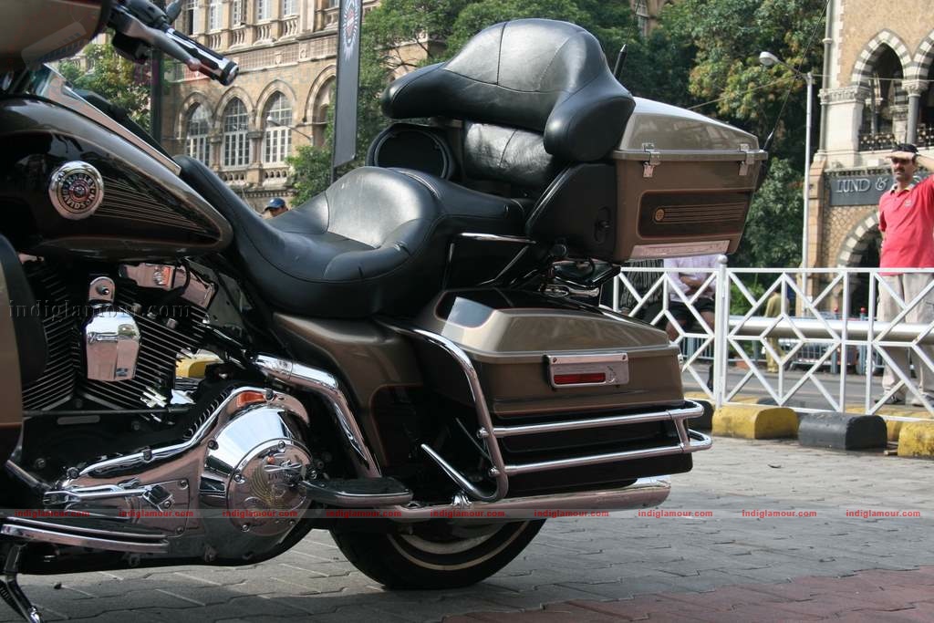 Sohail Khan with his son at Harley Davidson rally Event hd photo