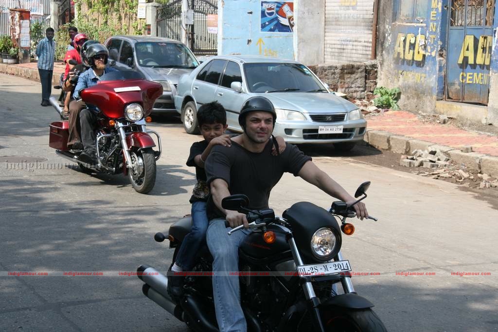 Sohail Khan with his son at Harley Davidson rally Event hd photo