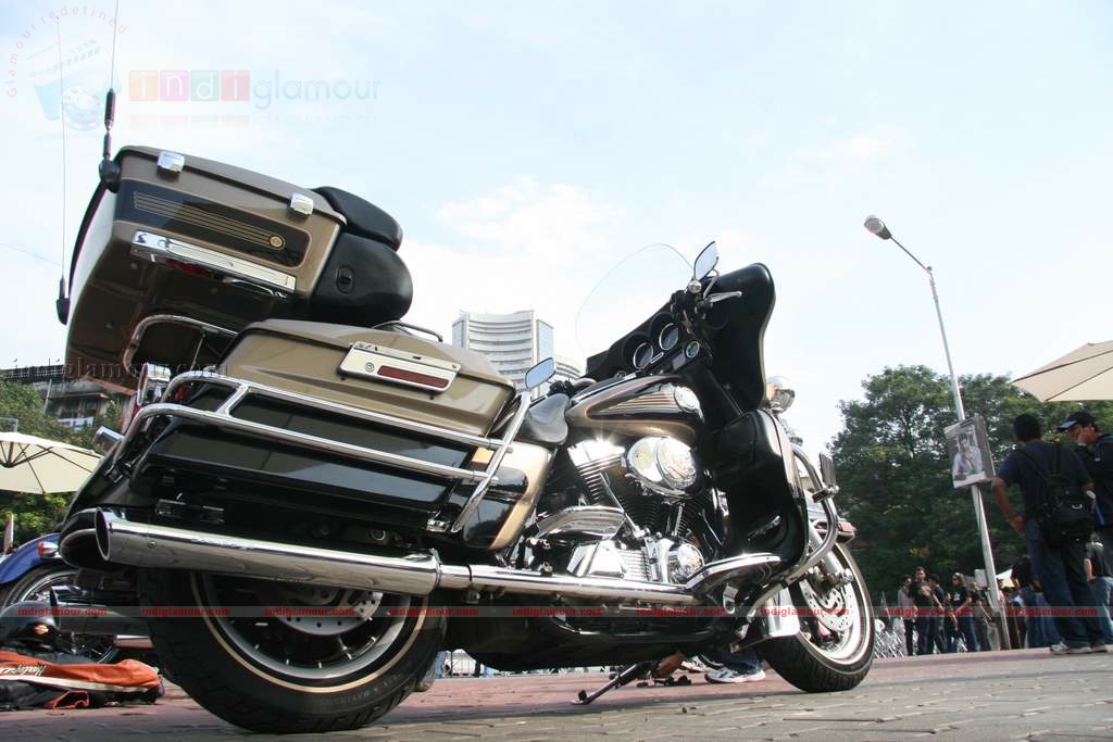 Sohail Khan with his son at Harley Davidson rally Event hd photo