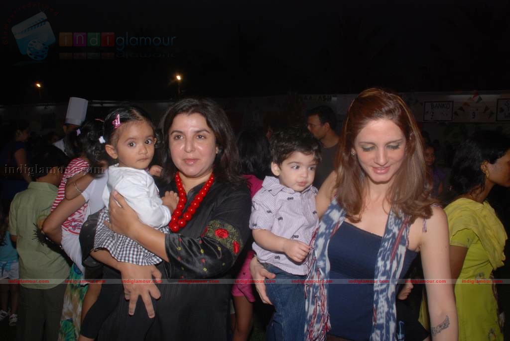 Suzanne Khan, Farah Khan with kids at Children's day celeberations Event hd photo
