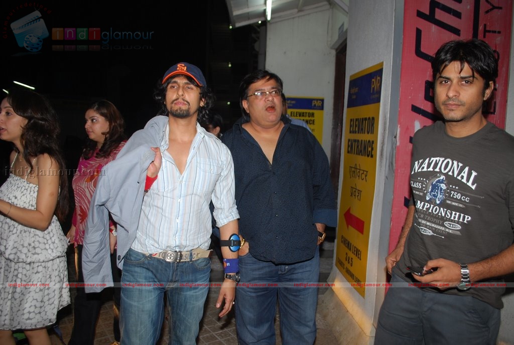Akshay Kumar, Twinkle, Neha and Sameera at De Dhana Dan screening Event hd photo