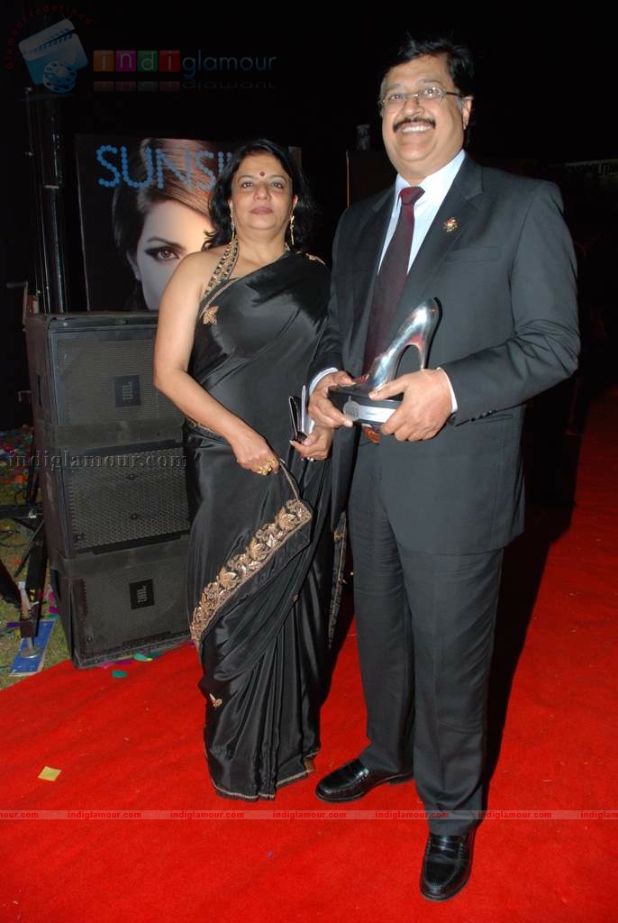 SRK, Katrina, Deepika at Cosmopolitan Awards Event hd photo