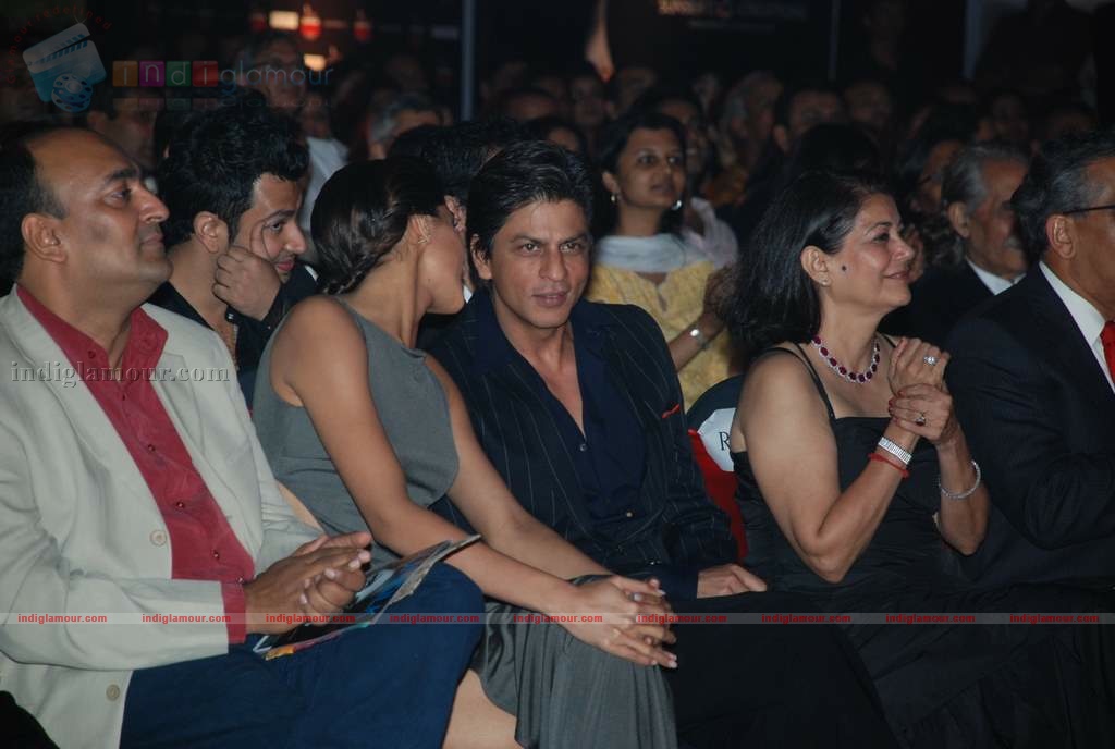SRK, Katrina, Deepika at Cosmopolitan Awards Event hd photo