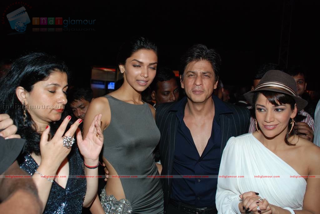 SRK, Katrina, Deepika at Cosmopolitan Awards Event hd photo