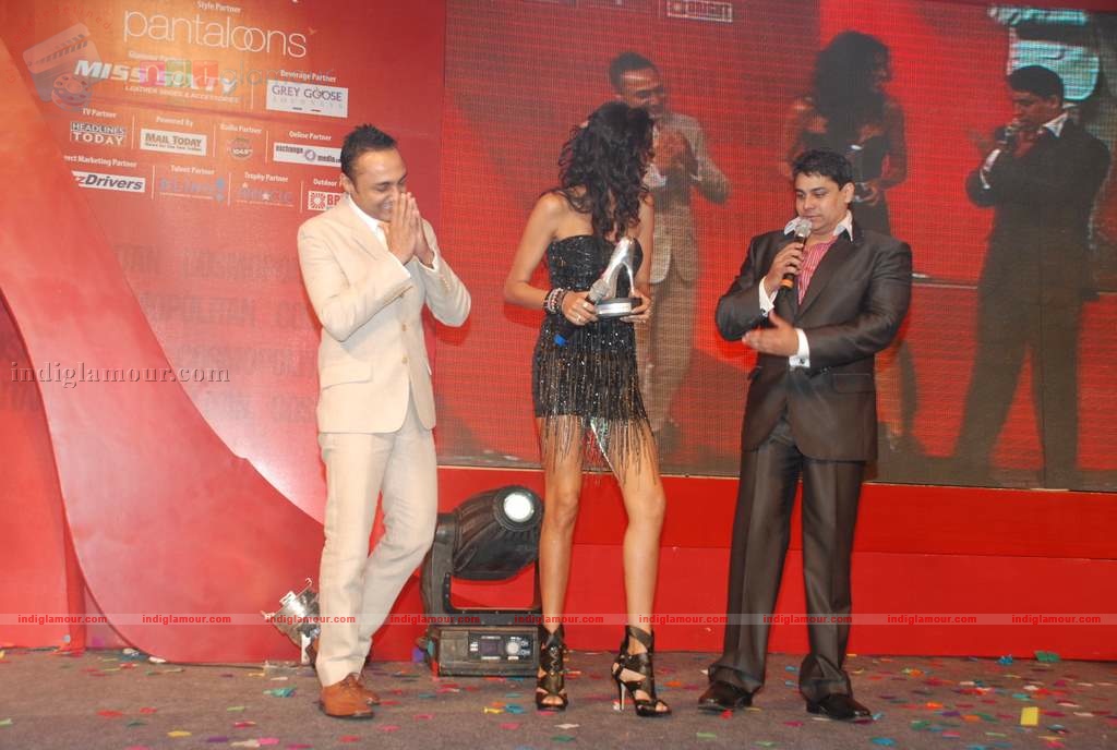SRK, Katrina, Deepika at Cosmopolitan Awards Event hd photo