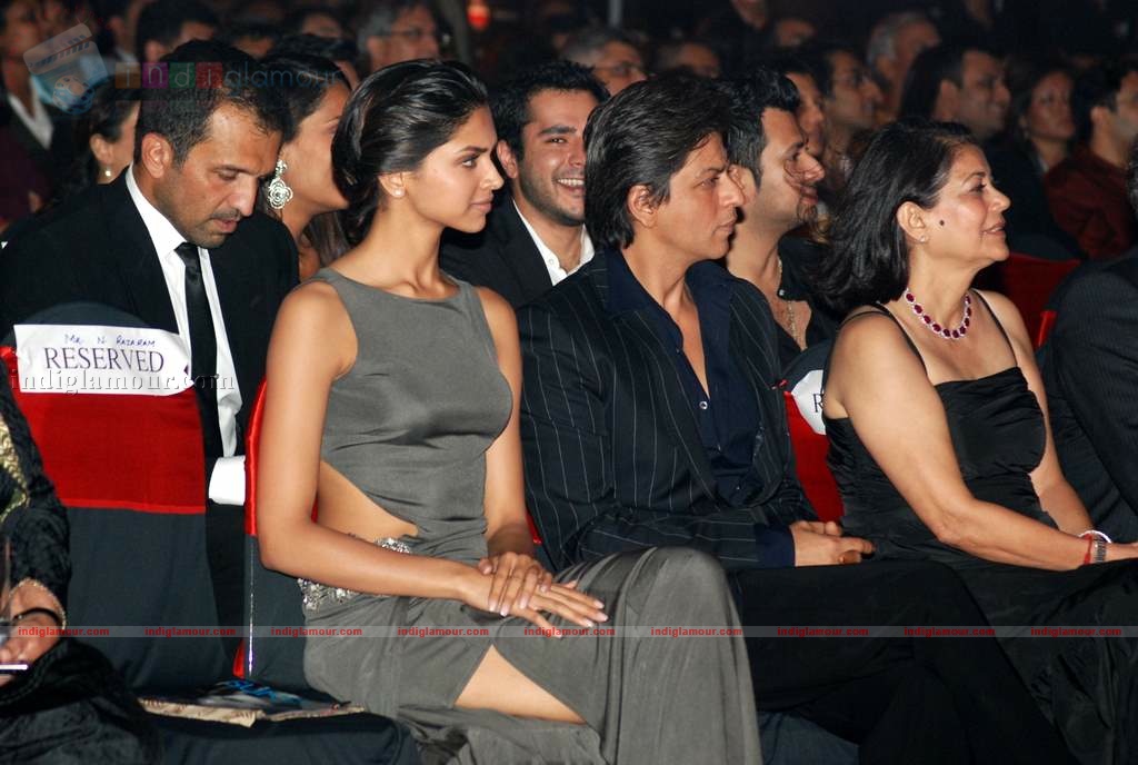 SRK, Katrina, Deepika at Cosmopolitan Awards Event hd photo