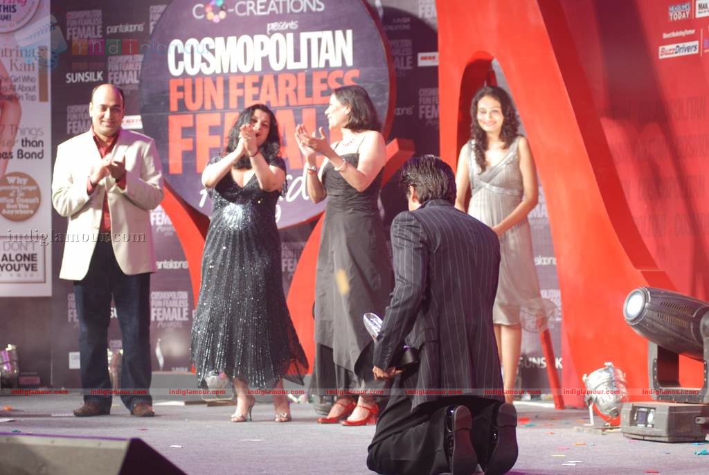 SRK, Katrina, Deepika at Cosmopolitan Awards Event hd photo