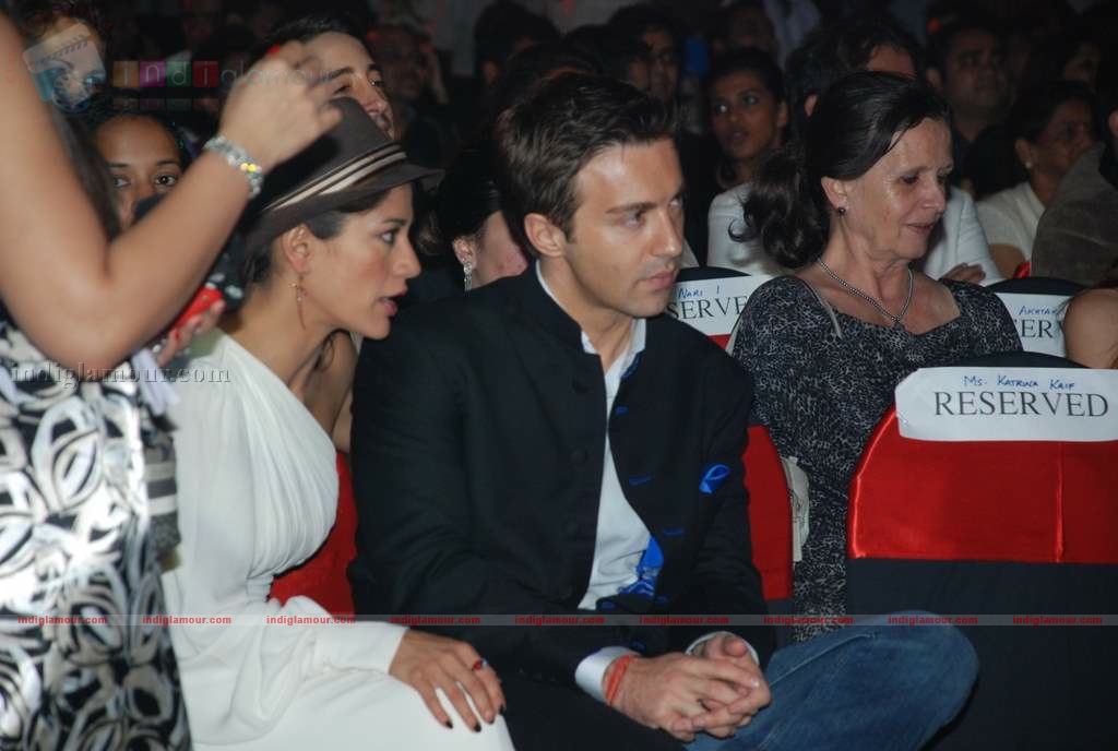 SRK, Katrina, Deepika at Cosmopolitan Awards Event hd photo
