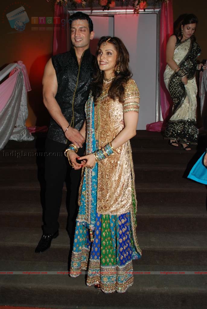 Isha Koppikar's wedding reception Event hd photo