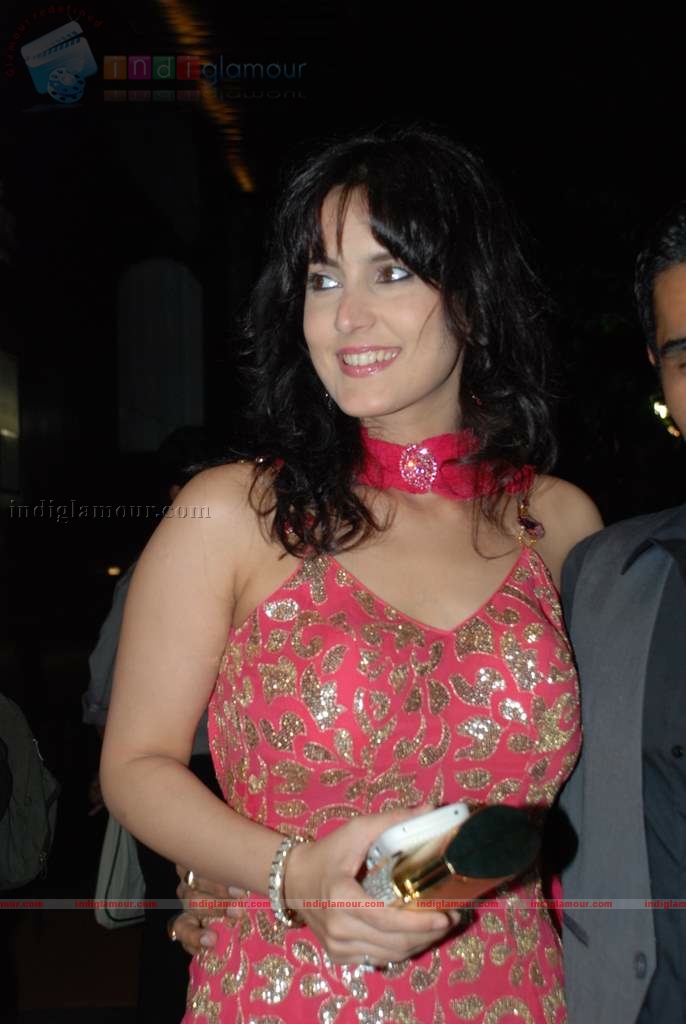 Isha Koppikar's wedding reception Event hd photo