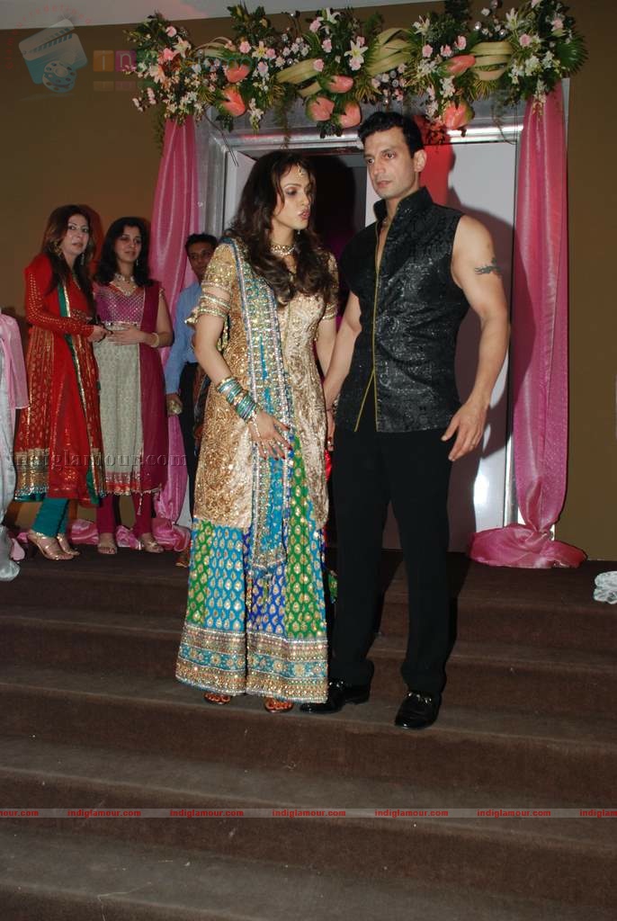 Isha Koppikar's wedding reception Event hd photo