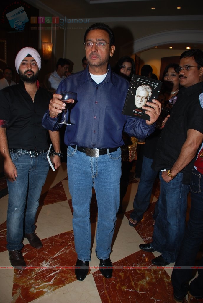 Amitabh Bachchan unveils Om Puri's Unlikely Hero Event hd photo