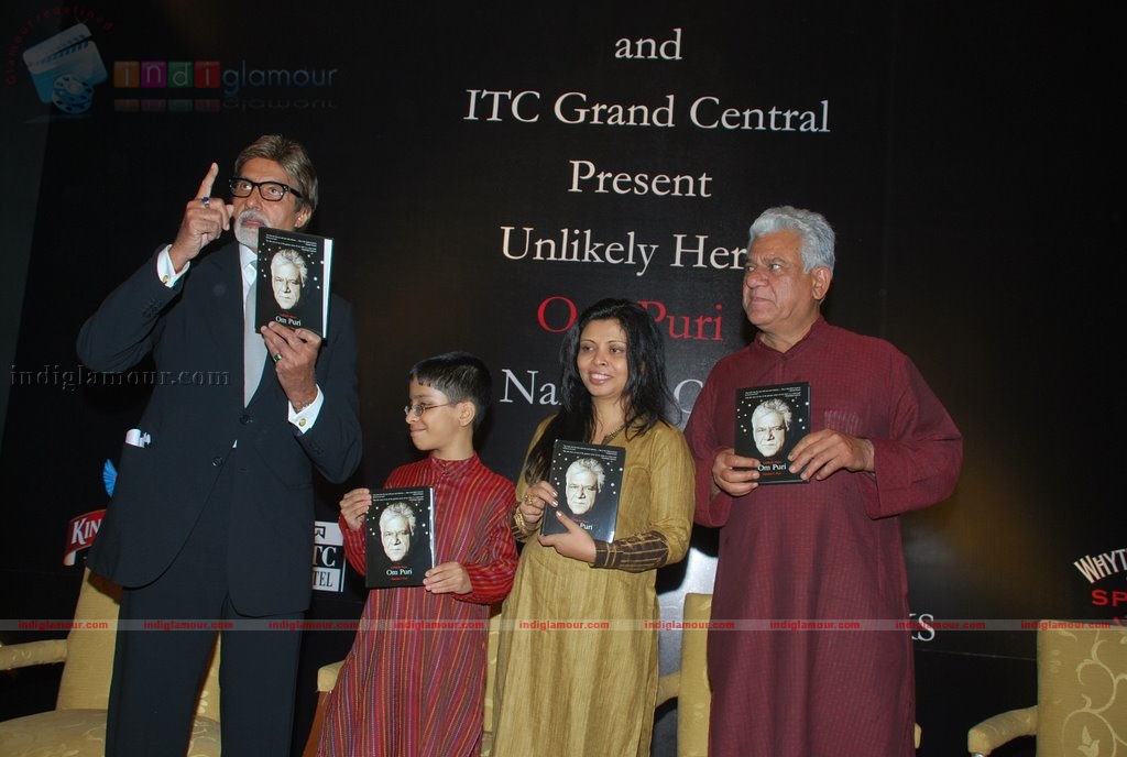 Amitabh Bachchan unveils Om Puri's Unlikely Hero Event hd photo